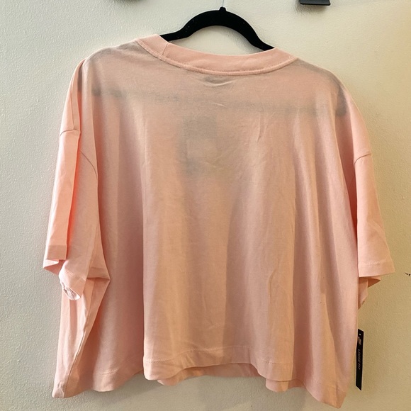 NIKE: Cropped short sleeve - Picture 2 of 4